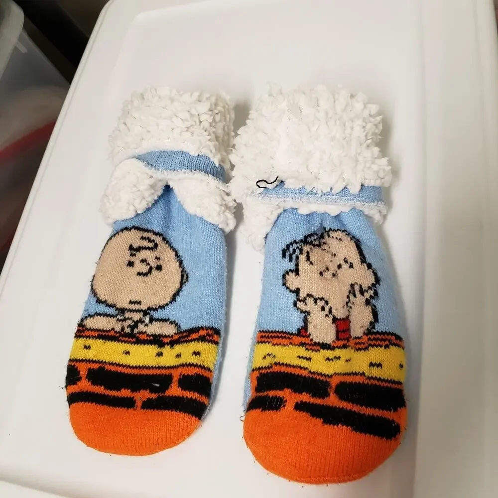 PEANUTS Ladies Sherpa Lined Gripper Bottom Slipper Socks Charlie Brown, Linus